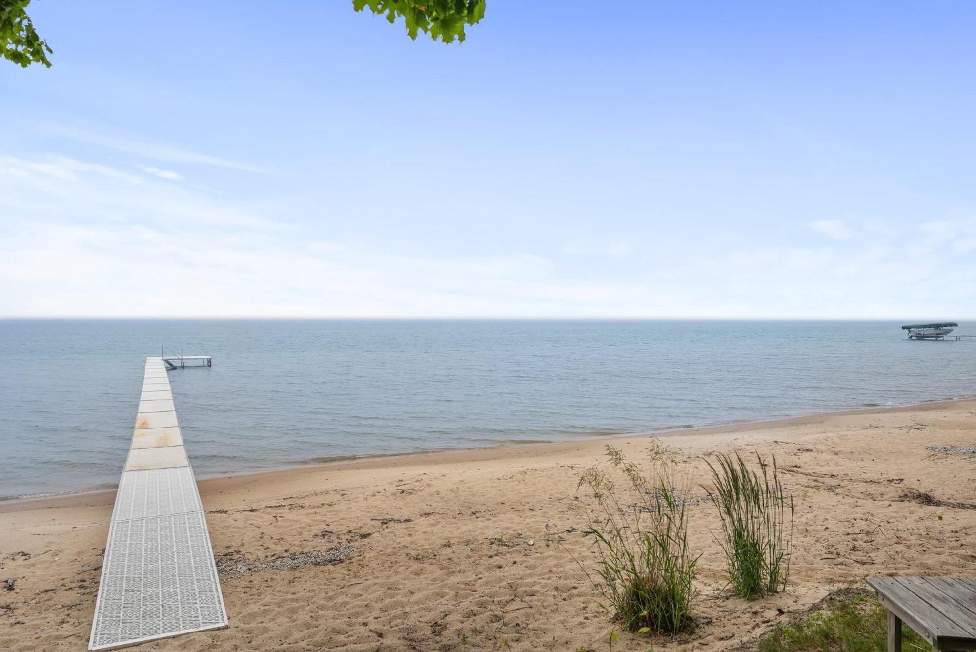 Northport Bay Beach Getaway Buitenkant foto